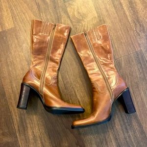 Steve Madden snap boot Y2k size 8.5 high heel leather vintage boot